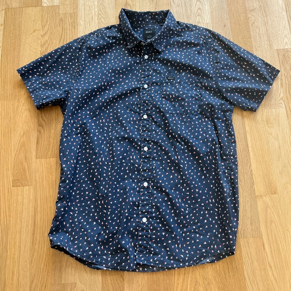 RVCA Slimfit Button Down Shirt - Size Large *Great Condition*